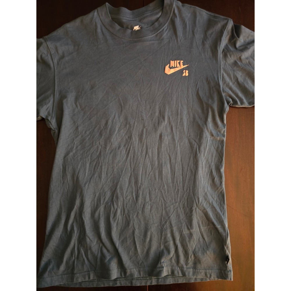 Nike SB‎ Loose Fit Graphic T-Shirt Slate Blue Peach Dog on Skateboard Womens S